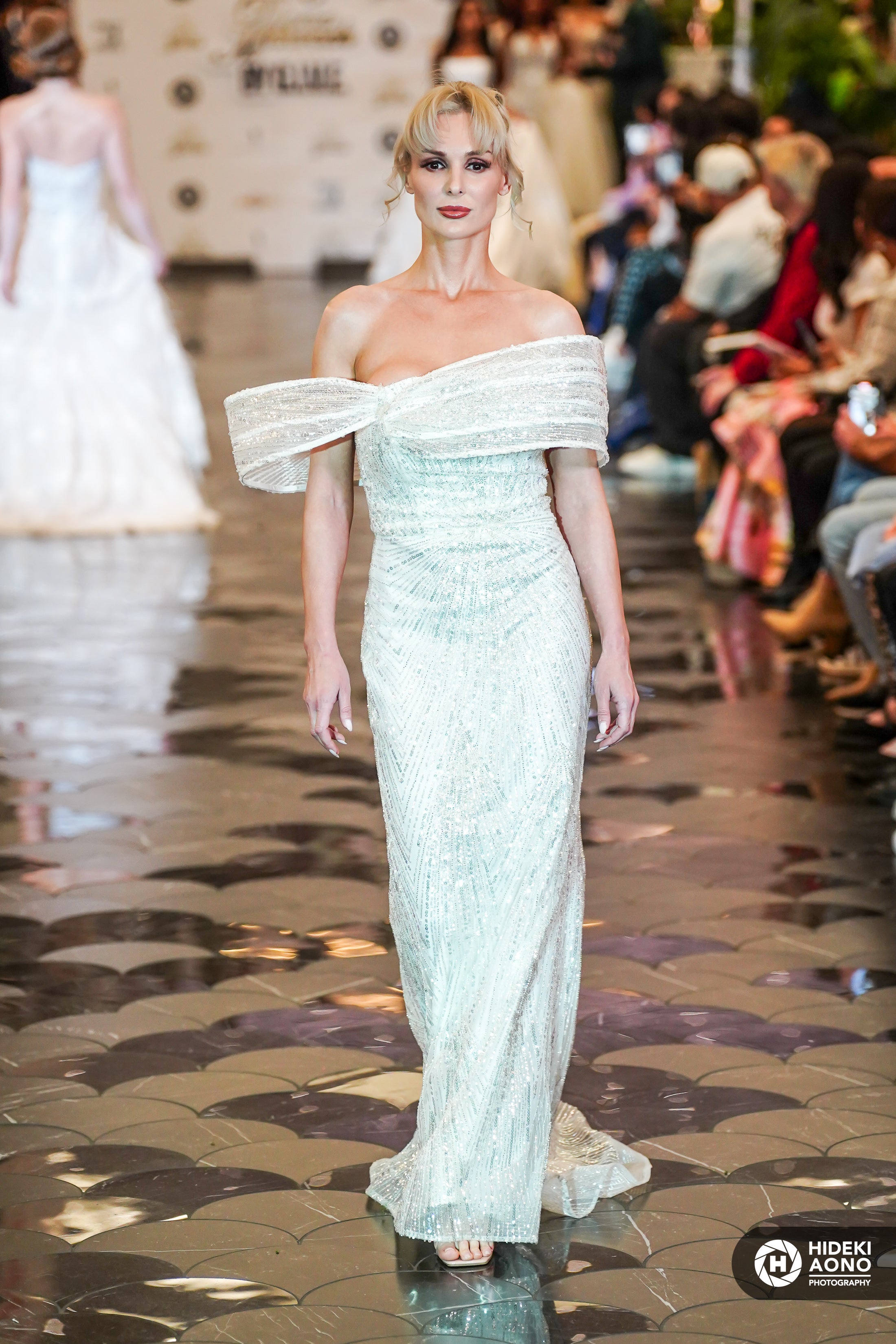 Ava's dress