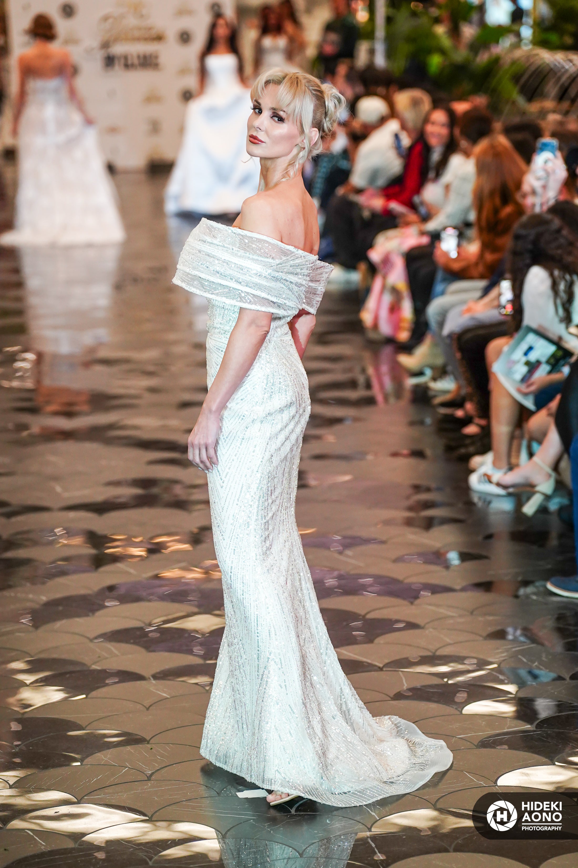 Ava's dress