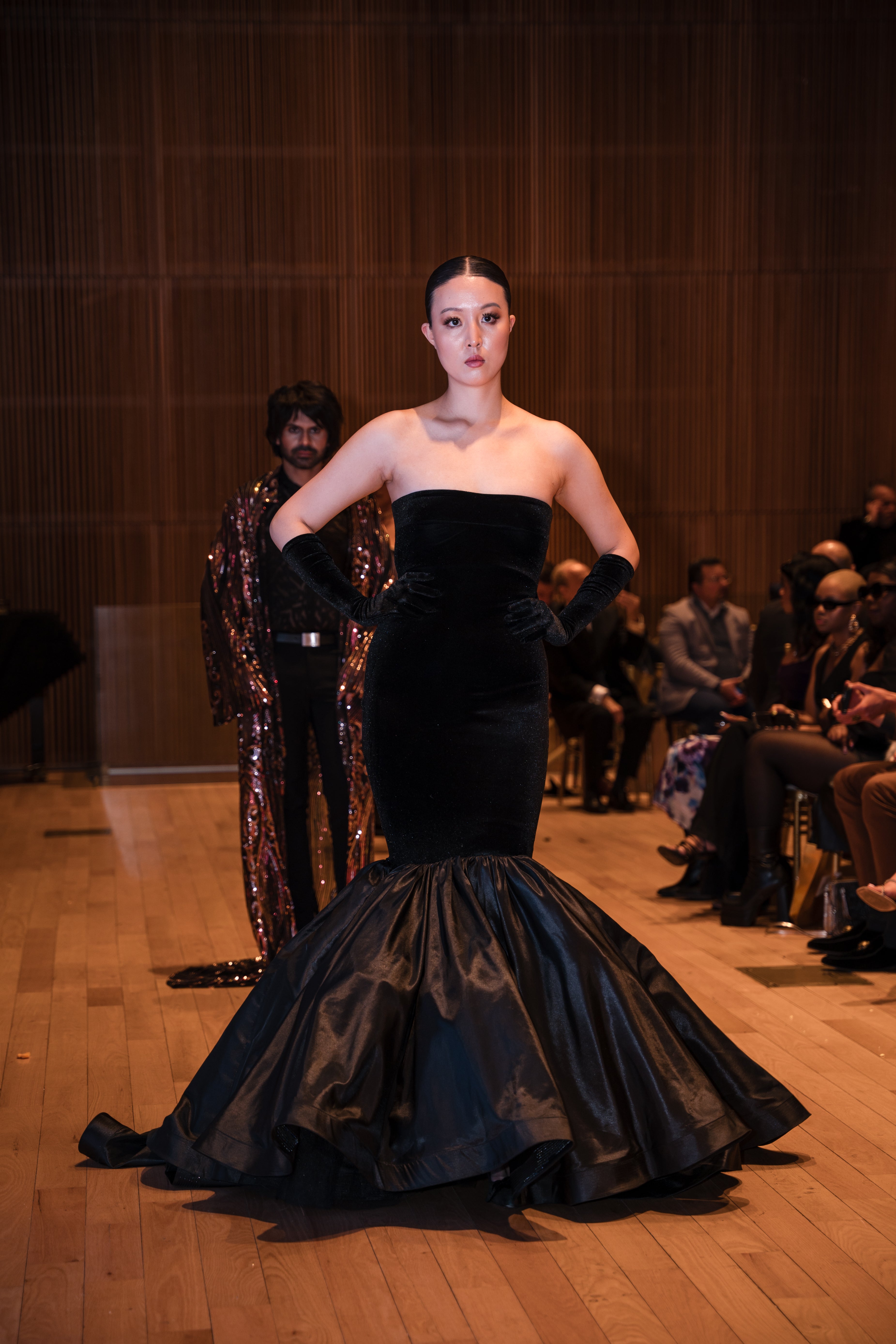 Dark Elegance – Diana Mahrach Couture Dark Elegance – Diana Mahrach Couture