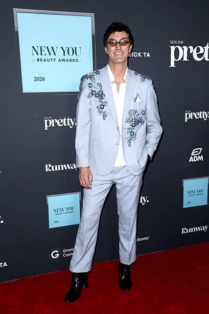 Matt Ice blue suit levange