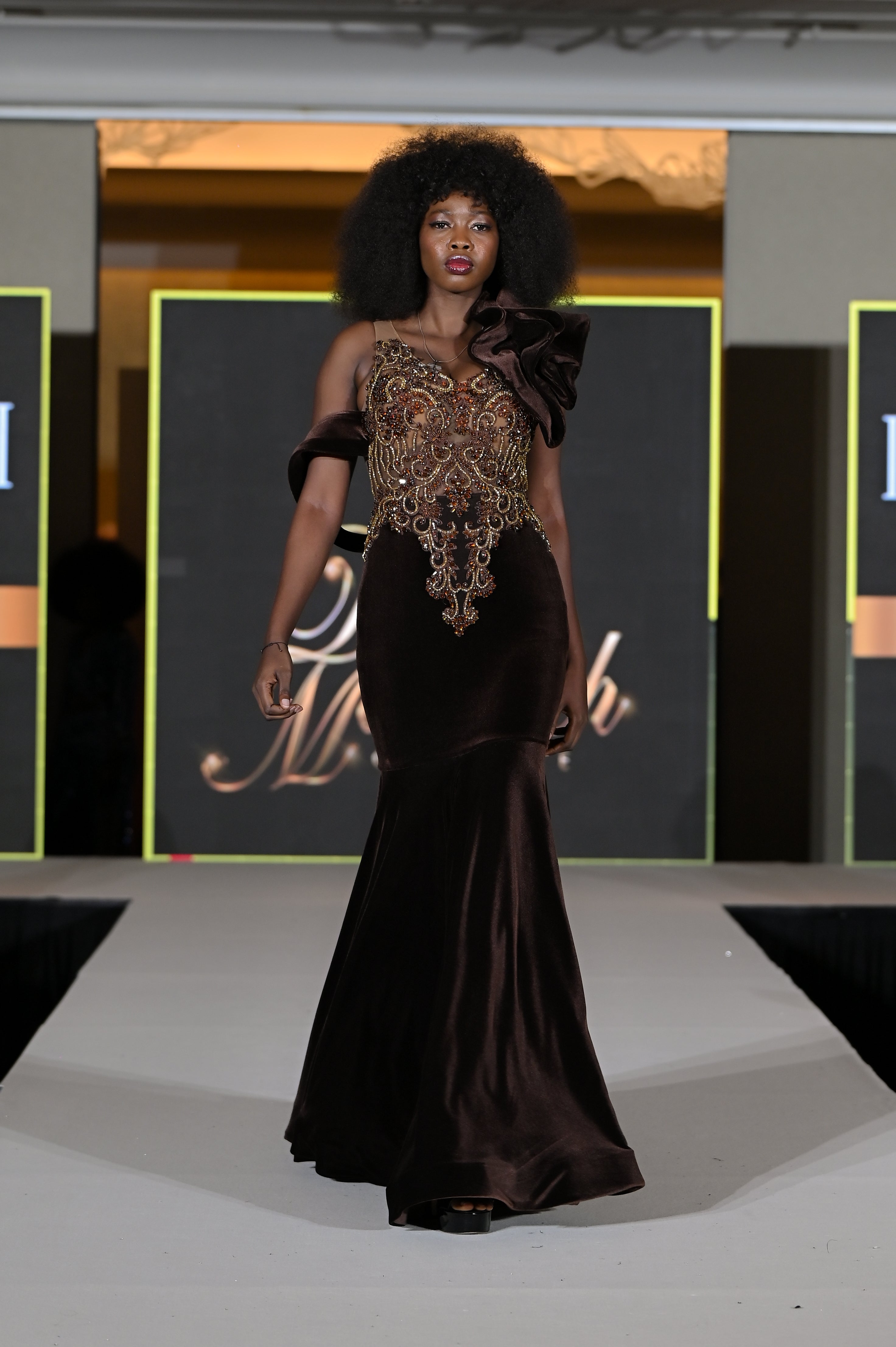Mermaid velvet dress
