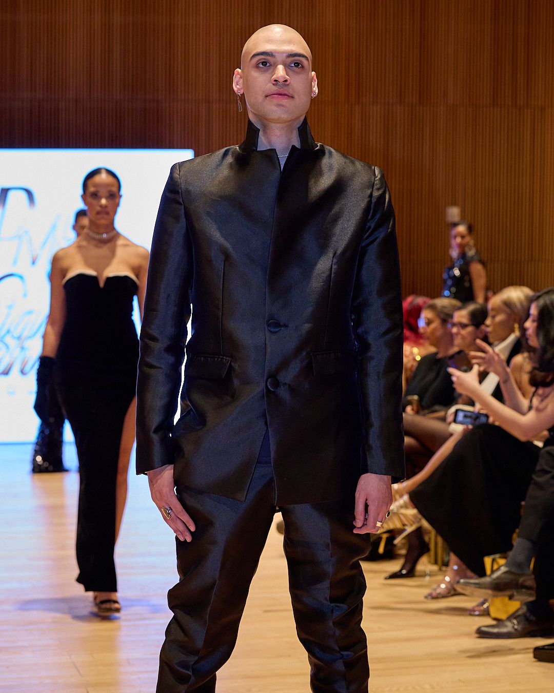 Christian Suit