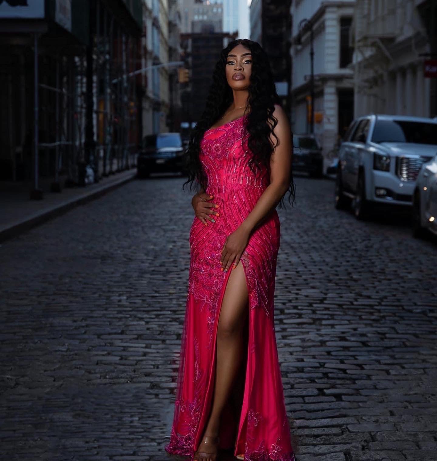 Fushia bomb one shoulder